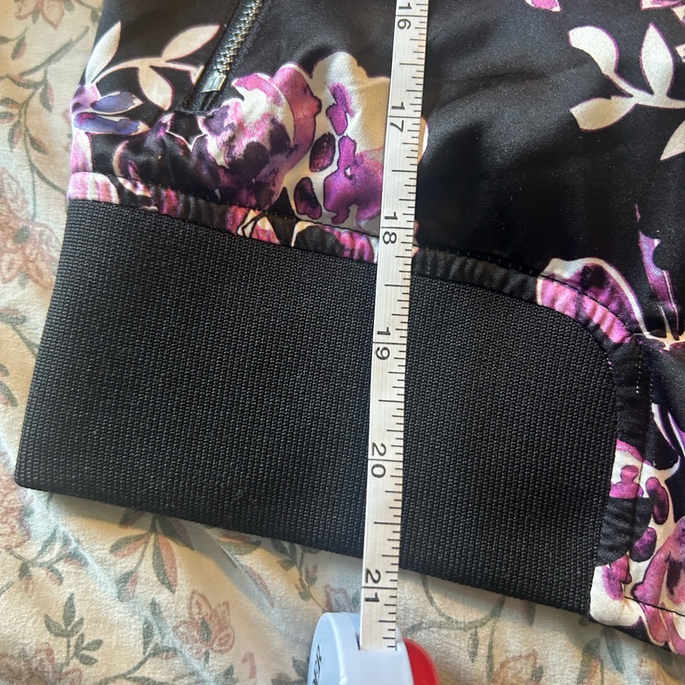 Bomber jacket - Picture 7 of 10